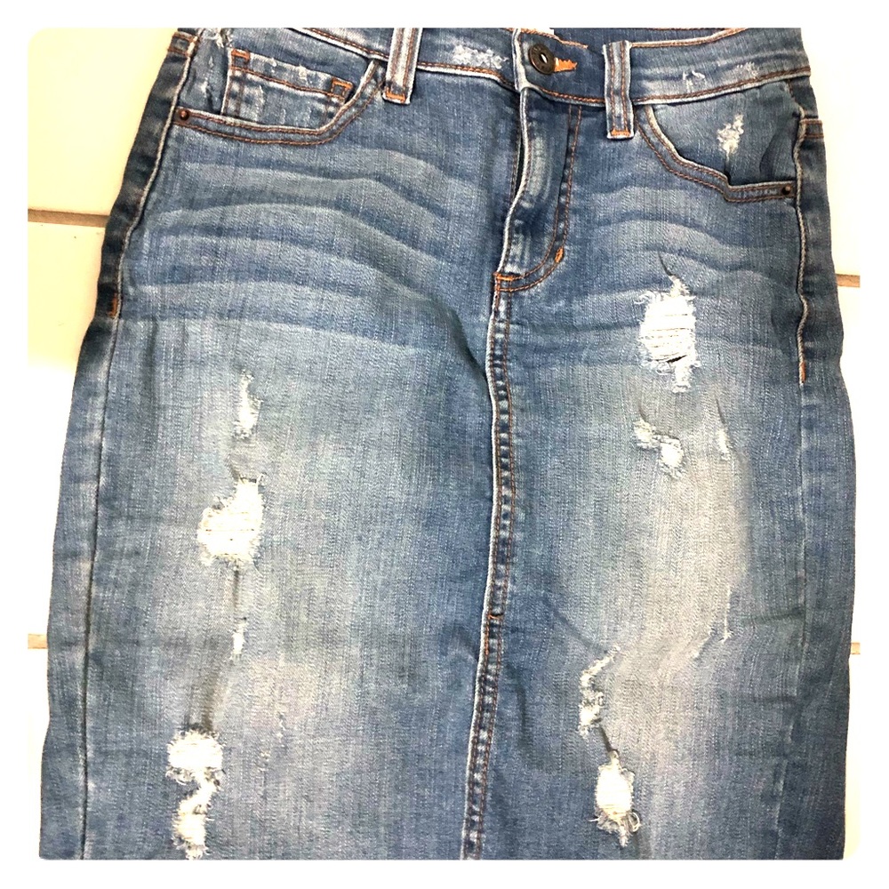 Denim skirt
